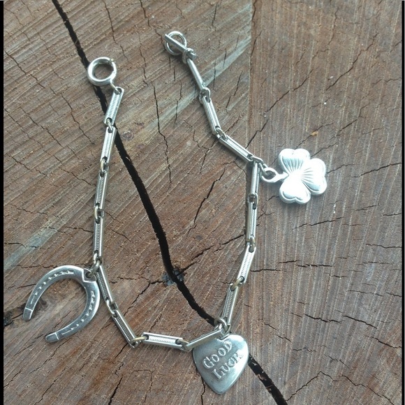1938 Vintage Charm Bracelet - Picture 1 of 3